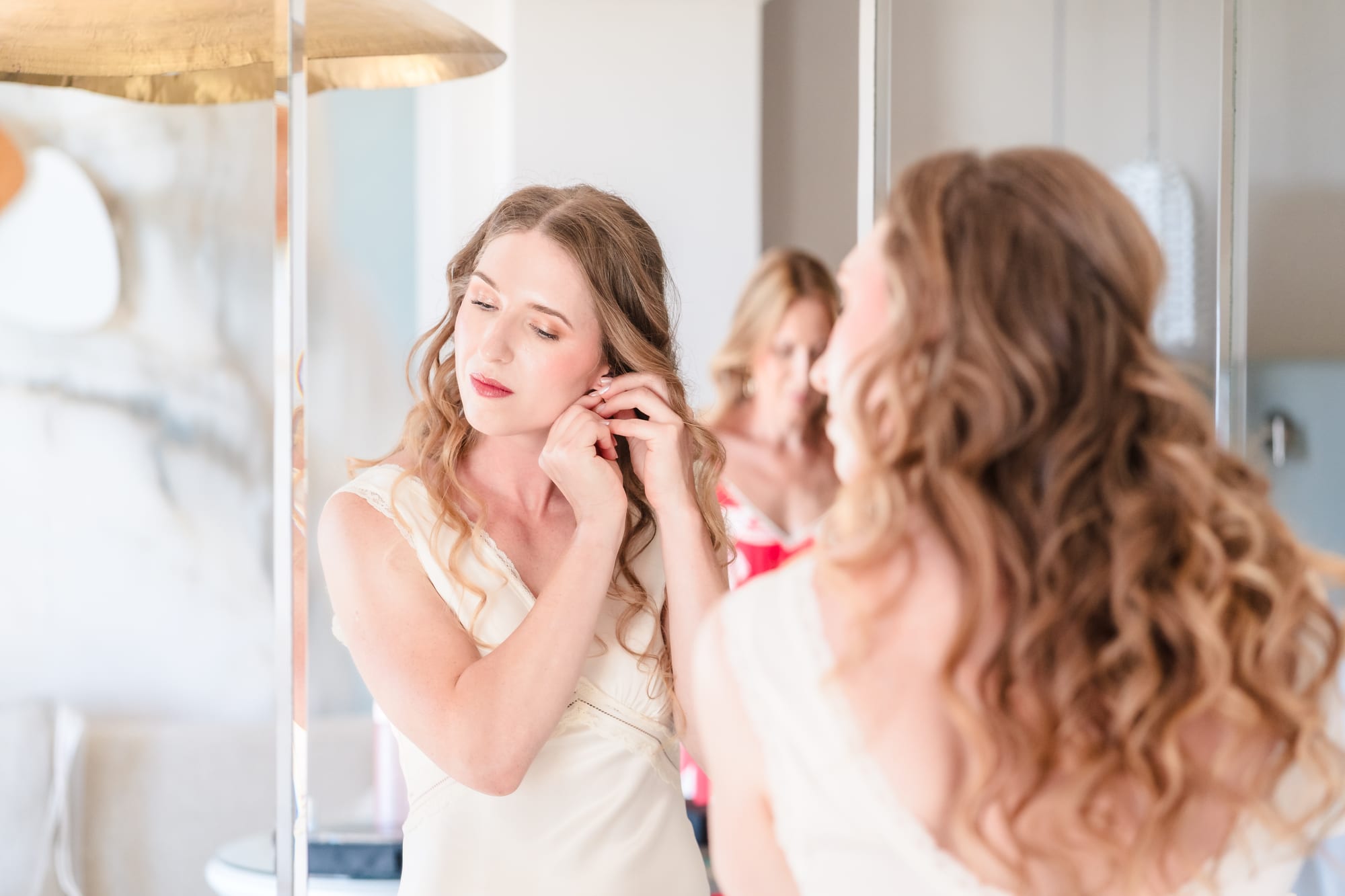 Maquillaje y peinado de novia por Debra Beauty en Málaga